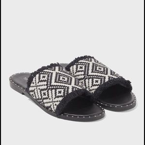 Topshop Hanna fringed Aztec flats